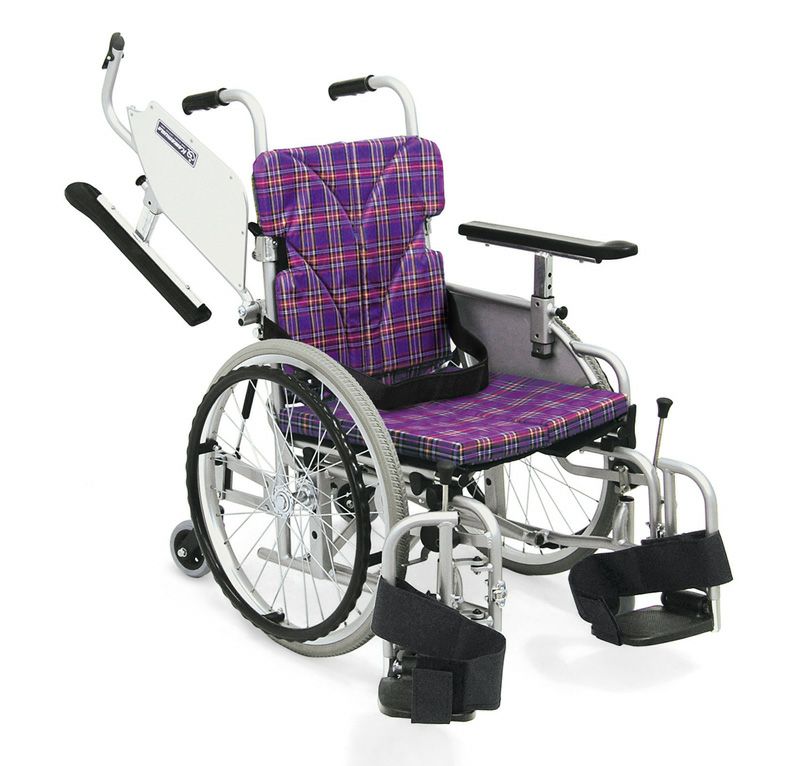 非課税】室内用六輪車椅子こまわりくん超々低床タイプKAK20-40B-LO